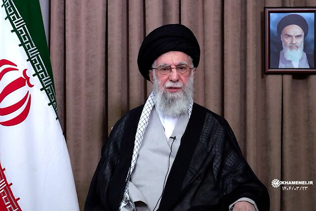 رژیم صهیونی در زیر ضربات جمهوری اسلامی تقریباً لِه شد