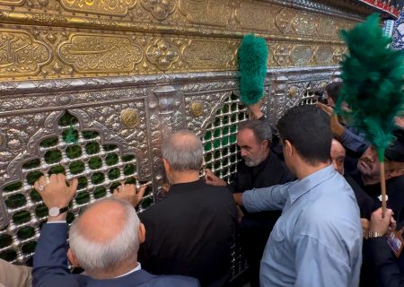 تشرف رئیس‌جمهور به حرم مطهر حضرت معصومه سلام الله علیها