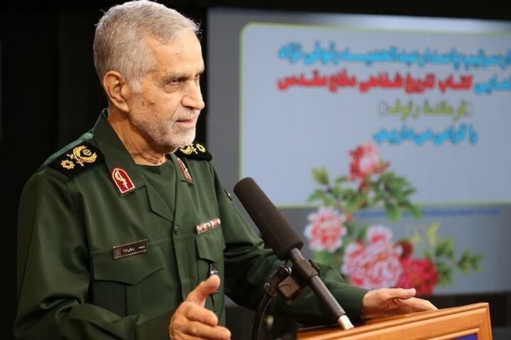 انقلاب را از امام شناختم و دفاع را از سردار رشید آموختم