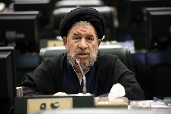 ترفند دشمن برای ضربه به کشور، ایجاد دعواهای داخلی است