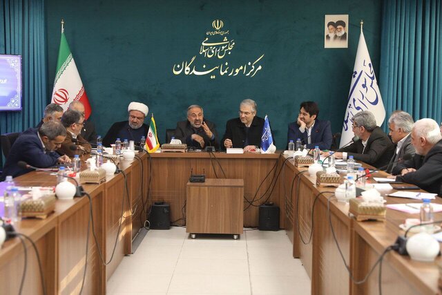 در نشست فوق‌العاده مجمع نمایندگان تهران درباره مطالبات بازاریان چه گذشت؟