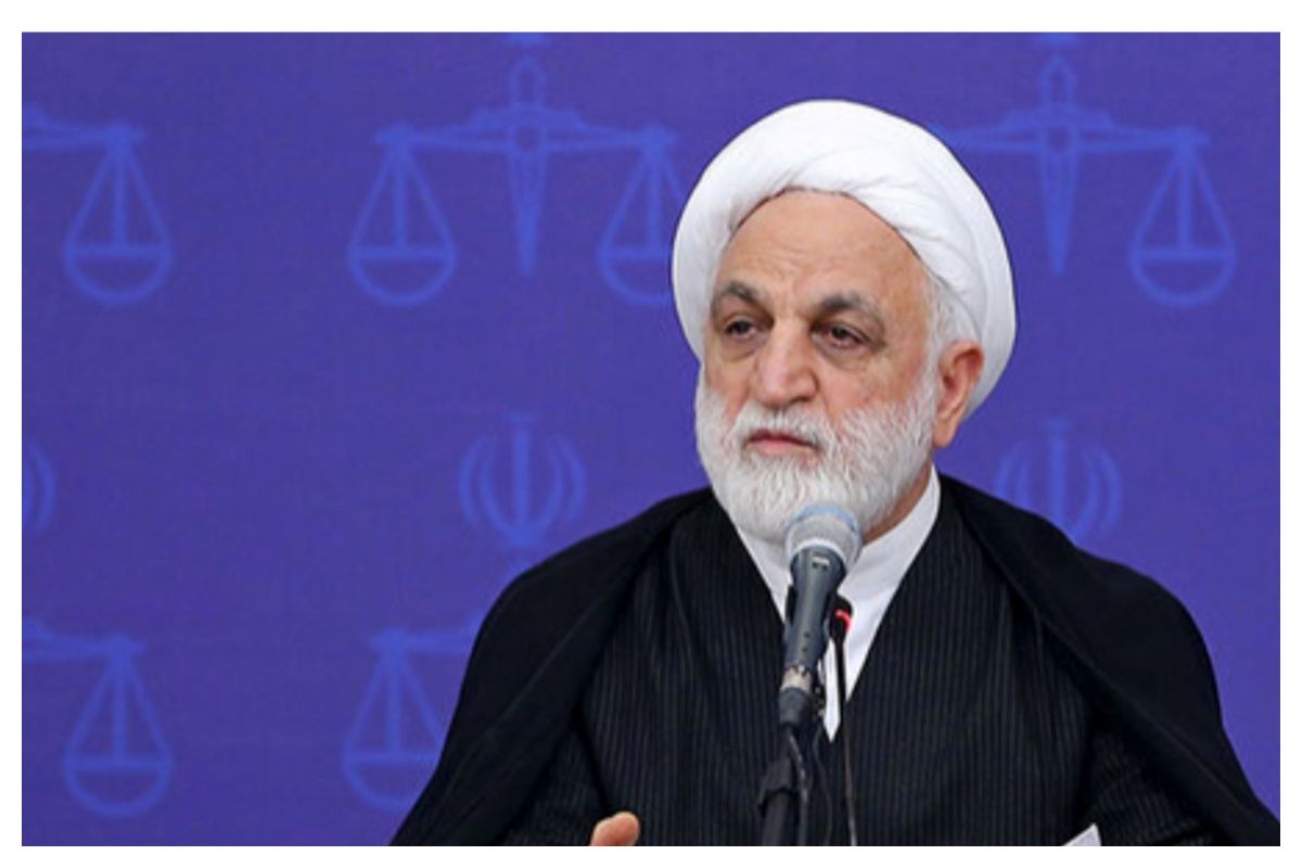  رفتار ما طوری نباشد که در اعتقاد و اعتماد مردم خدشه وارد شود