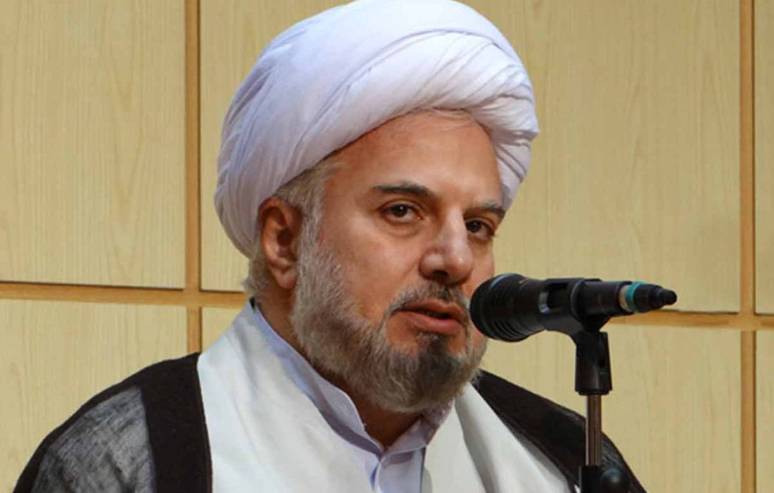 حضرت آیت الله کازرونی در اجتماع عزاداران حرم مطهر رضوی عنوان کرد: