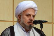 حضرت آیت الله کازرونی در اجتماع عزاداران حرم مطهر رضوی عنوان کرد: